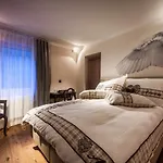 Home Hotel Arosa