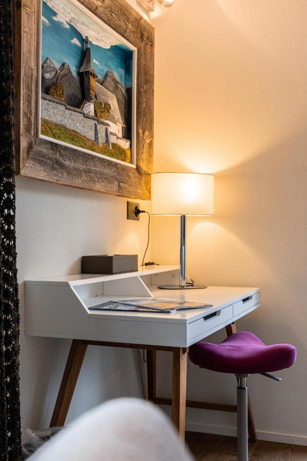 Home Hotel Arosa